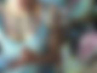 Nicoleink01 MILF webcam performer live streaming
