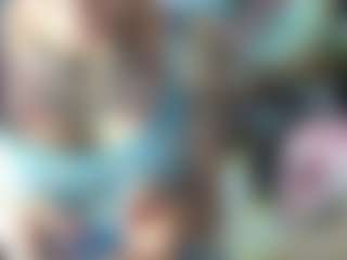 Nicoleink01 MILF webcam performer live streaming