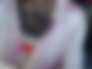 Nicoleink01 MILF webcam performer live streaming
