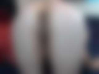 Live cam show with Elizabeth-Wild - Granny on Gym Cam Girls