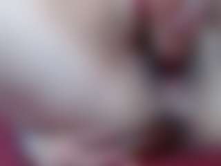 Live cam show with Elizabeth-Wild - Green Eyes on PervPlay.com