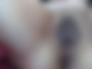 Live cam show with Elizabeth-Wild - Granny MILF on livesuperchat.net