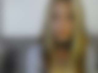 luc11m0r3's Live Sex Cam Show