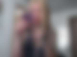 luc11m0r3's Live Sex Cam Show