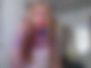 luc11m0r3's Live Sex Cam Show