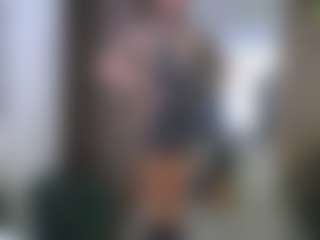 Live cam show with luc11m0r3 - Spank on Soda Cam