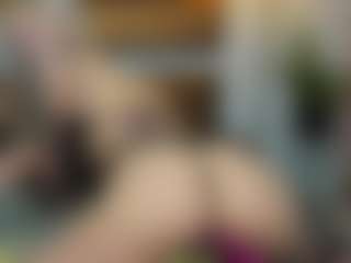 AlexissNight's Live Sex Cam Show