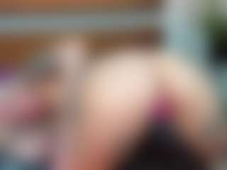 AlexissNight's Live Sex Cam Show