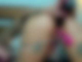 AlexissNight's Live Sex Cam Show