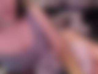 Live cam show with CrystalLake - Nipple Piercings on Uber Horny