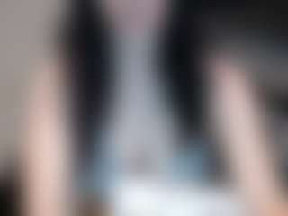 Live cam show with CrystalLake - Gray Eyes on Camming Site