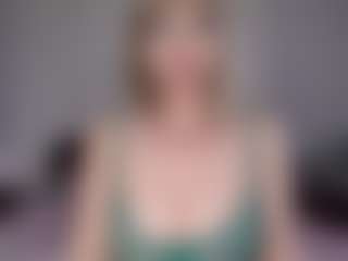 Lara's Live Sex Cam Show
