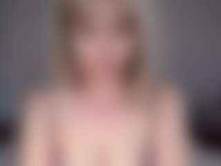 Lara's Live Sex Cam Show