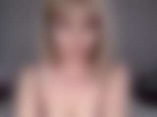 Lara's Live Sex Cam Show