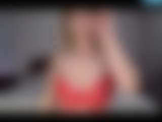 Live cam show with Lara - Chubby on Streamer API