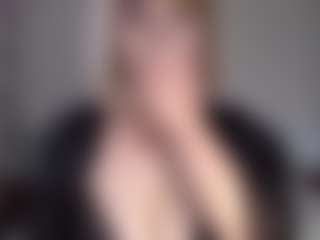 Live cam show with Lara - Stockings on MyBangCams