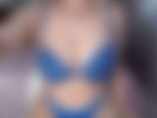 Lara's Live Sex Cam Show