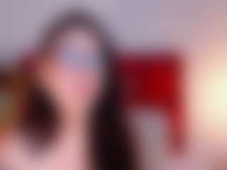 EmilyWatsonn's Live Sex Cam Show