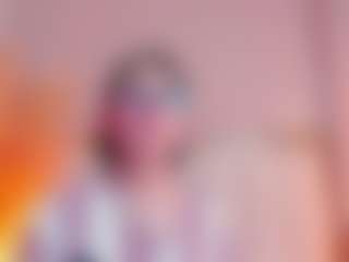 EmilyWatsonn's Live Sex Cam Show