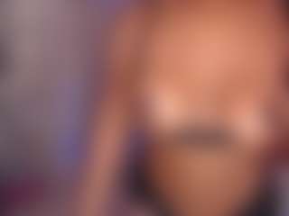 Live cam show with TinnaGoddess - Strapon on Cam Slut
