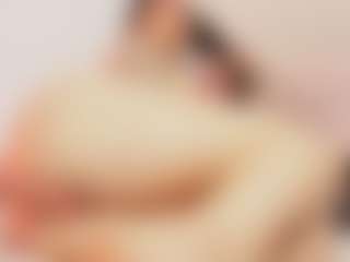 Live cam show with a-vanellopecute - Living Room on fapnchat