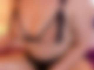Live cam show with Daleshka - Drinking on PervPlay.com