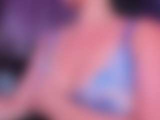 Live cam show with Daleshka - BBW on StripNow