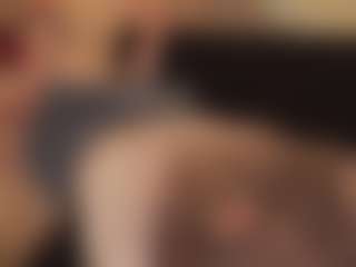 Live cam show with ELLIE - Cosplay on googirlz
