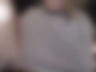Live cam show with ELLIE - Young Adult on livesuperchat.net