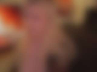 Live cam show with ELLIE - Blonde Hair College on Fit Hotties