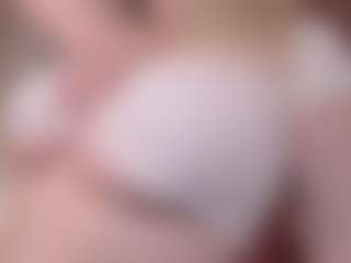Live cam show with ELLIE - Blue Eyes on Adult Interactions