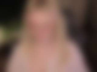 Live cam show with ELLIE - Cosplay Curvy on Sweet Sext