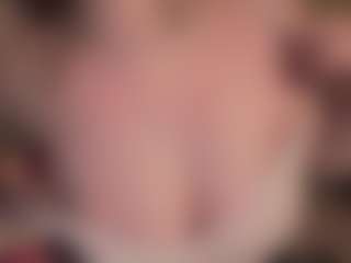 Live cam show with ELLIE - Facial Piercings on Hubzter Live
