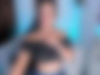 AlessaRomero's Live Sex Cam Show