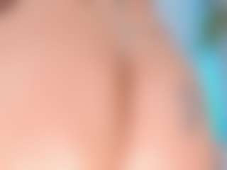 AlessaRomero's Live Sex Cam Show