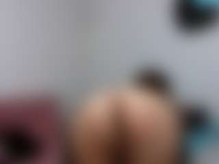 Live cam show with PenelopeHott - Brown Eyes Red Hair on Camsoda