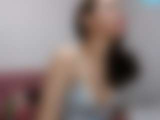 Live cam show with PenelopeHott - Average on Cam Slut