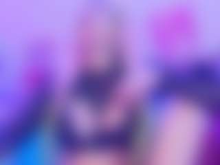 Live cam show with AliceBenet - Fucking on Soda Cam