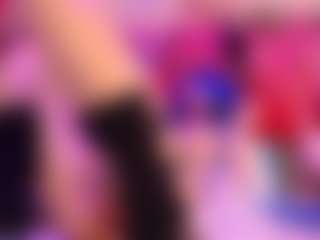 Live cam show with AliceBenet - Cumface on Chatstar
