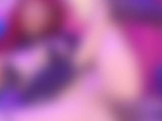 Live cam show with AliceBenet - Fucking on Camsoda