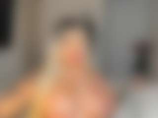 Live cam show with Rouse-hallberg - Asian Squirt on Dolls Live