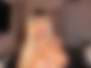 Live cam show with Rouse-hallberg - Asian Curvy on CamSextacy