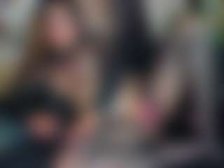 Spettacolo in cam dal vivo con SEXIROSE - Phatass su Camsoda