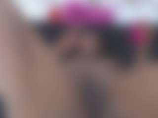 Live cam show with tiifanny-goomez - Facial on Dolls Live