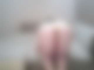 betty1's Live Sex Cam Show