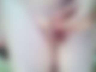 betty1's Live Sex Cam Show