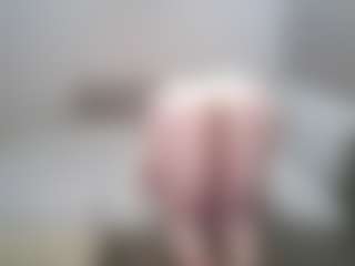 betty1's Live Sex Cam Show