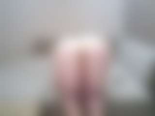 betty1's Live Sex Cam Show