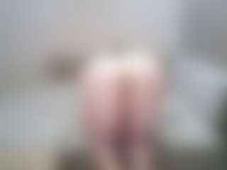 betty1's Live Sex Cam Show