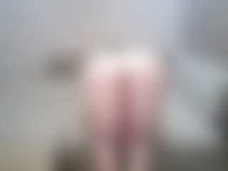 betty1's Live Sex Cam Show